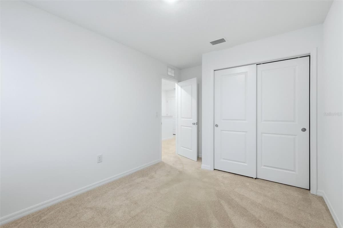 8417 LUNAR SKYE STREET — photo 20 of 33
