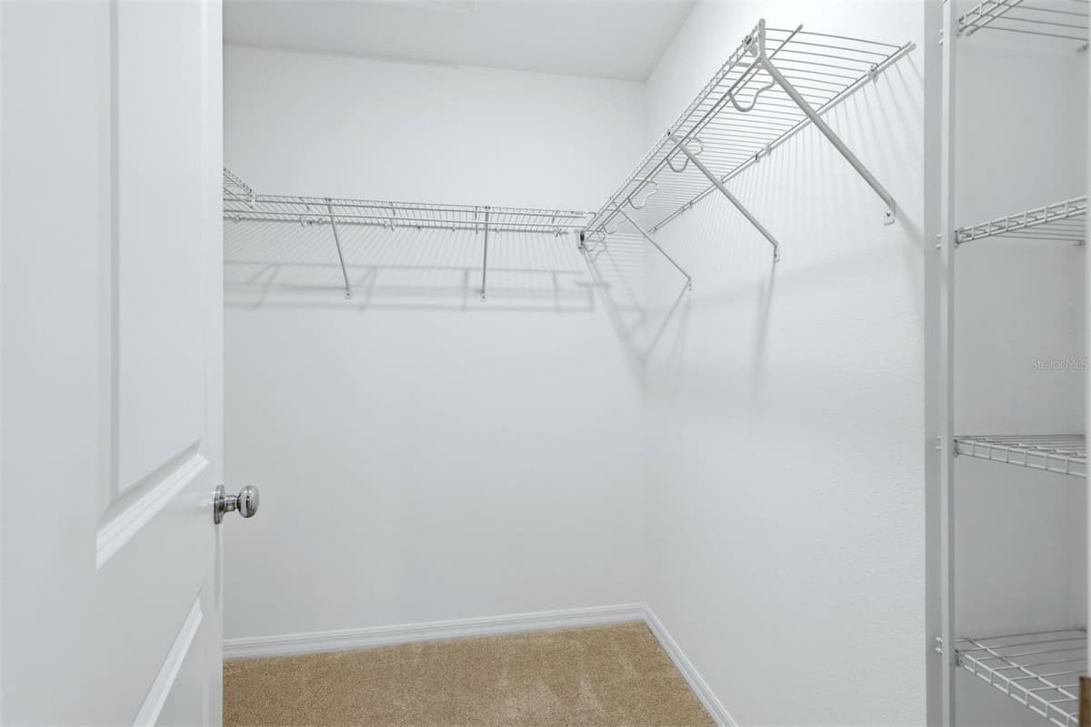 8417 LUNAR SKYE STREET — photo 19 of 33