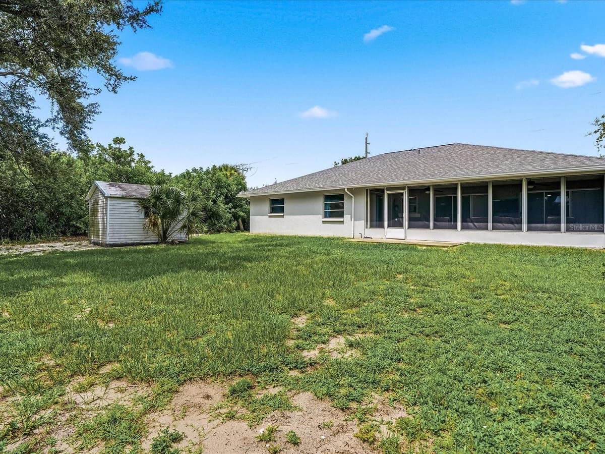 7238 SPINNAKER BOULEVARD — photo 18 of 19
