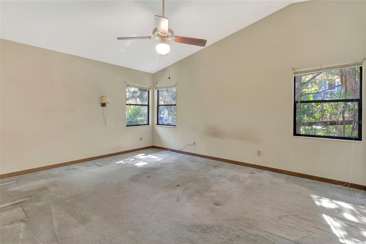 18426 VILLA CITY ROAD — photo 23 of 45