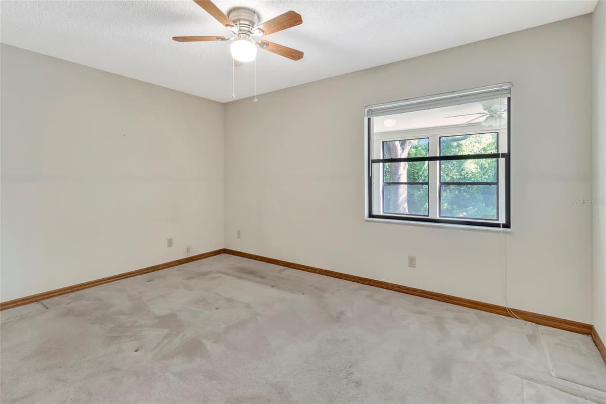 18426 VILLA CITY ROAD — photo 20 of 45