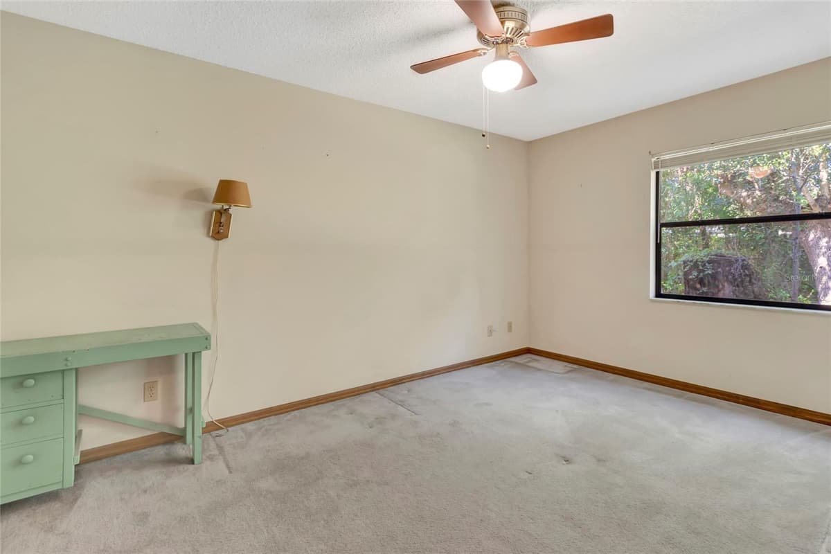 18426 VILLA CITY ROAD — photo 22 of 45
