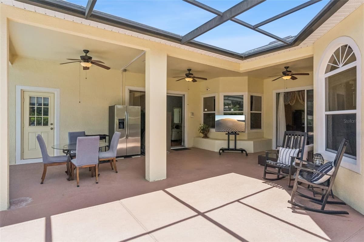1112 CALLAWAY CIRCLE — photo 30 of 50