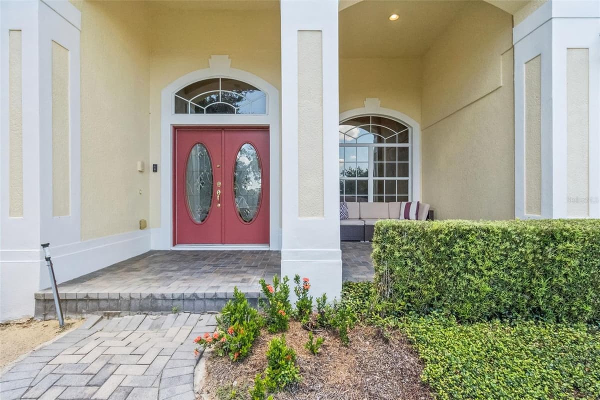 1112 CALLAWAY CIRCLE — photo 4 of 50