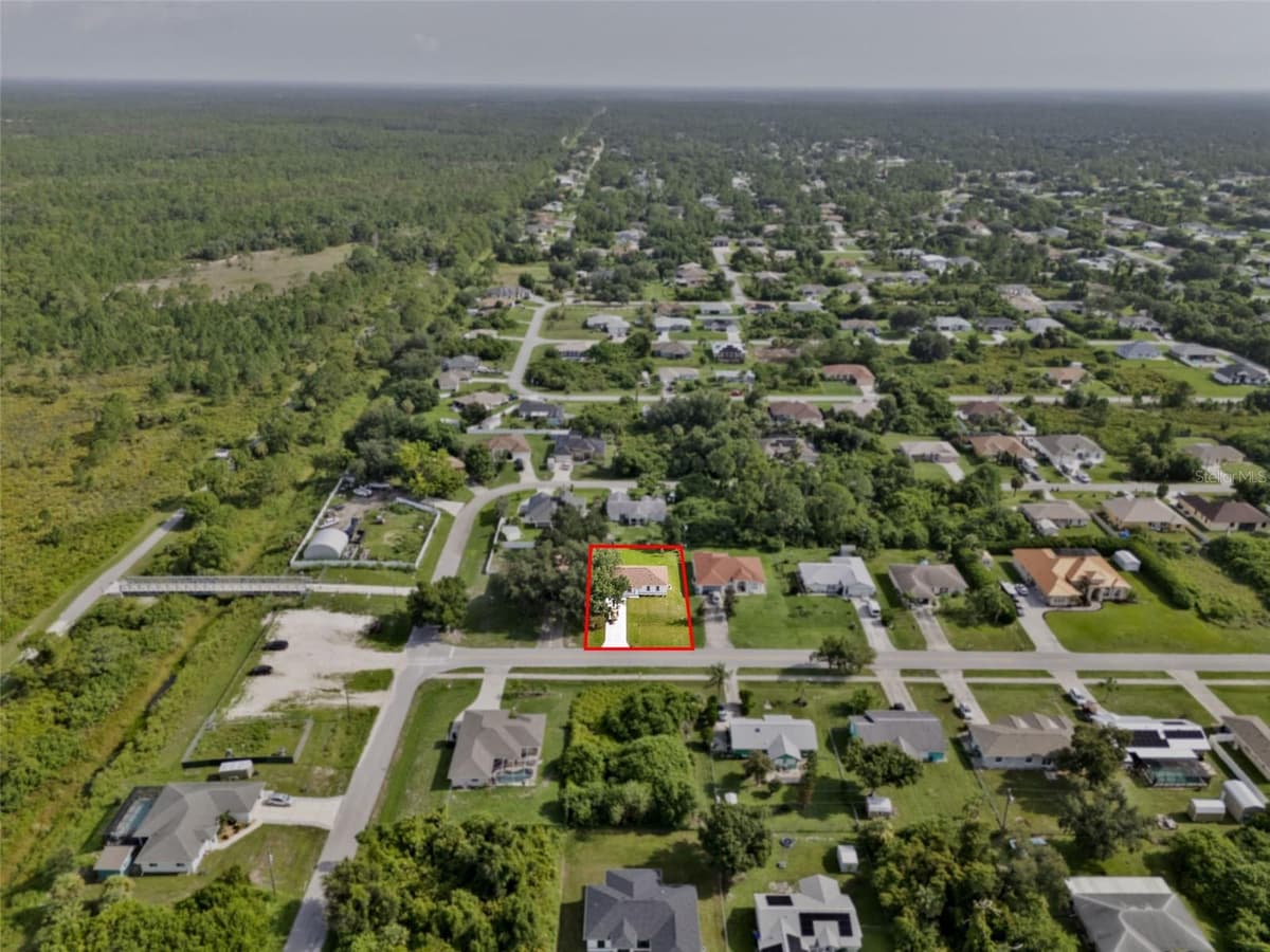 8580 PRICE BOULEVARD — photo 4 of 54