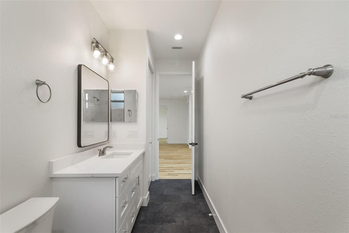 8580 PRICE BOULEVARD — photo 42 of 54