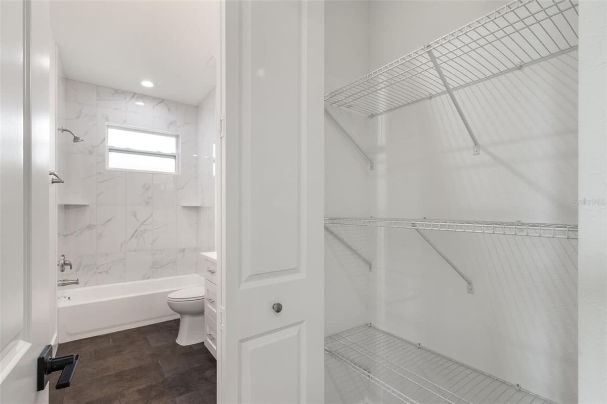 8580 PRICE BOULEVARD — photo 40 of 54