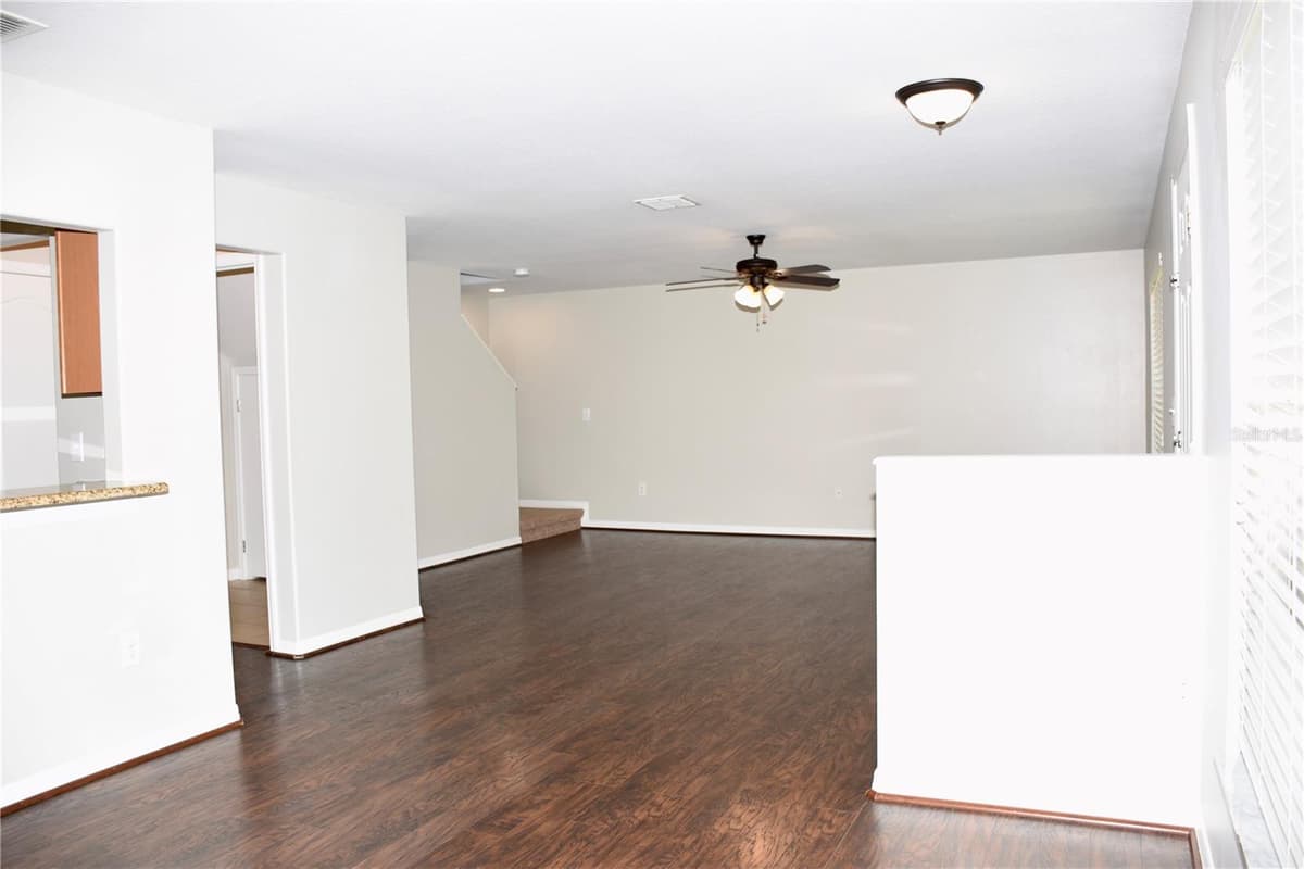 5405 LIMESTONE LANE — photo 8 of 37