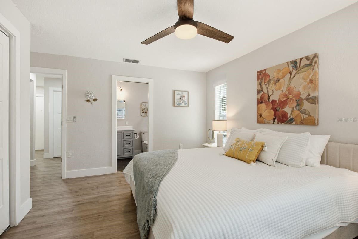 2168 VICTORIA DRIVE — photo 18 of 37