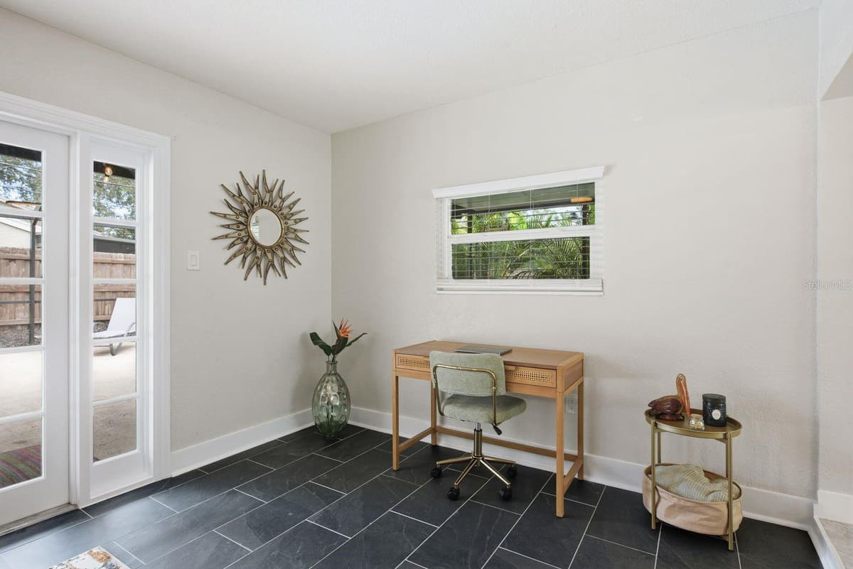 2168 VICTORIA DRIVE — photo 26 of 37