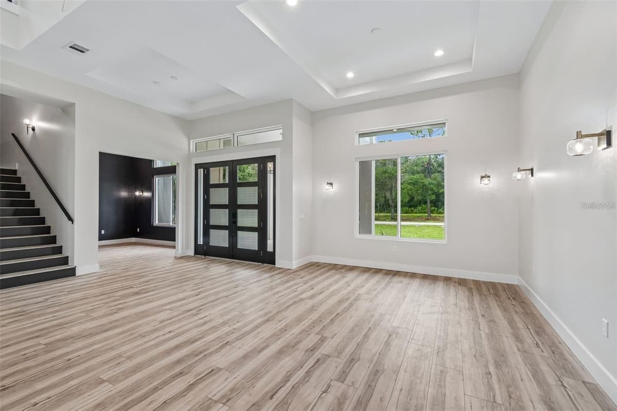 12000 GOLDEN VALLEY DRIVE — photo 18 of 49