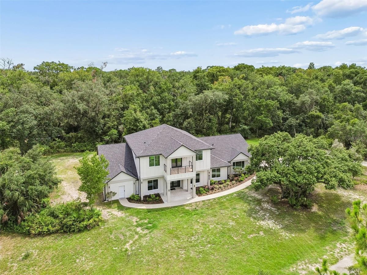12000 GOLDEN VALLEY DRIVE — photo 3 of 49