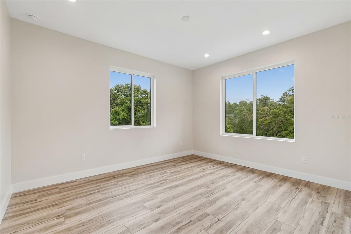 12000 GOLDEN VALLEY DRIVE — photo 39 of 49