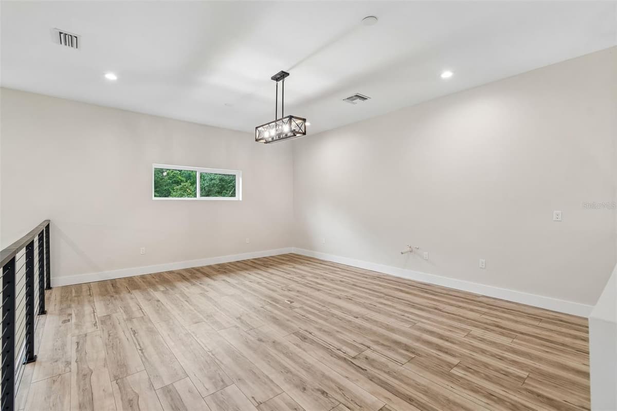 12000 GOLDEN VALLEY DRIVE — photo 37 of 49