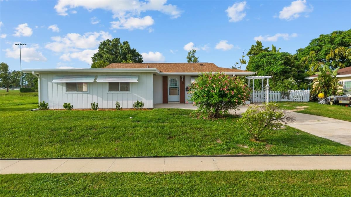5702 ESPANOLA AVENUE — photo 39 of 39