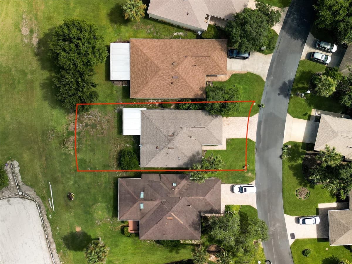 218 CANTERBURY CIRCLE — photo 41 of 55