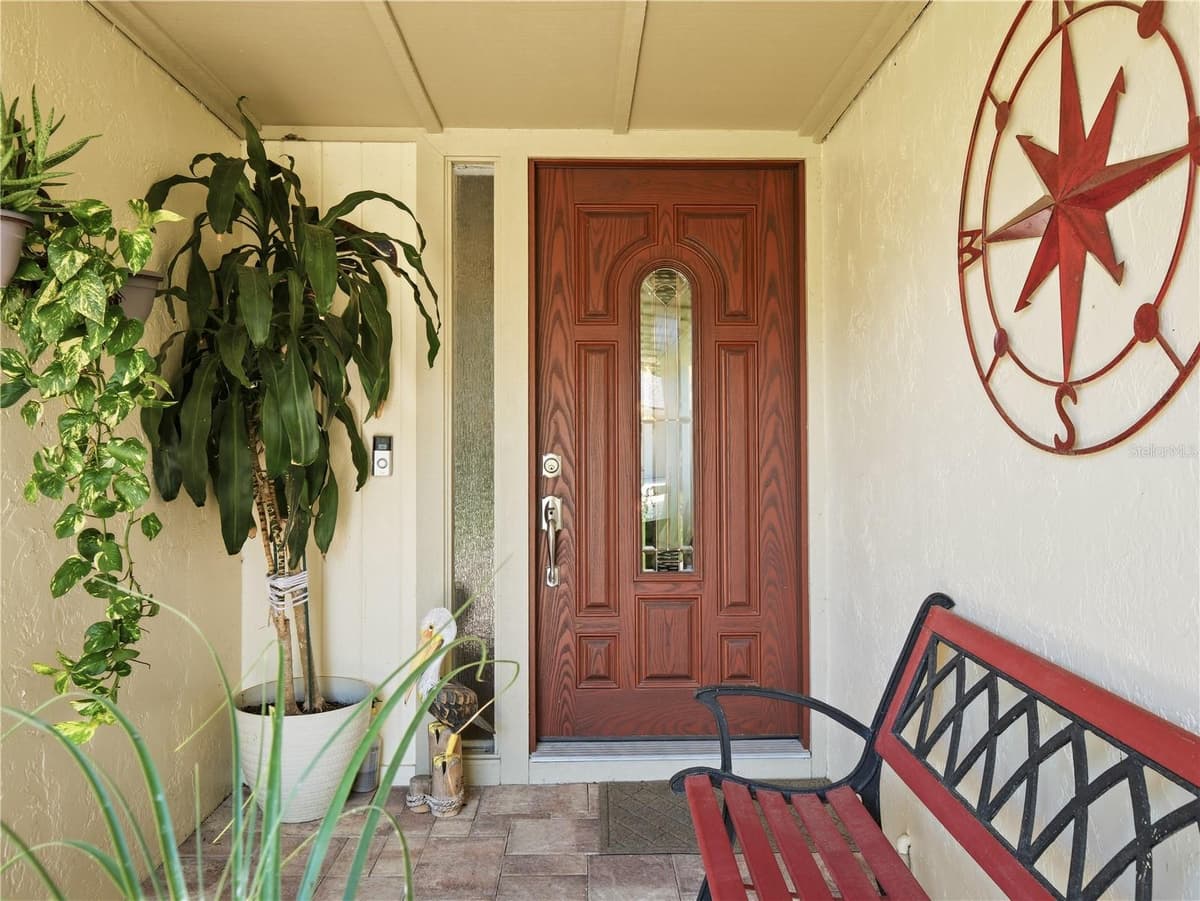 218 CANTERBURY CIRCLE — photo 9 of 55