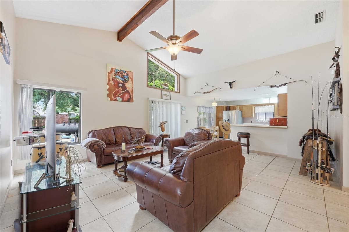 5583 LONG LAKE DRIVE — photo 7 of 22