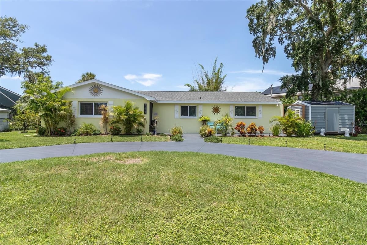 7213 PENINSULAR DRIVE — photo 3 of 46
