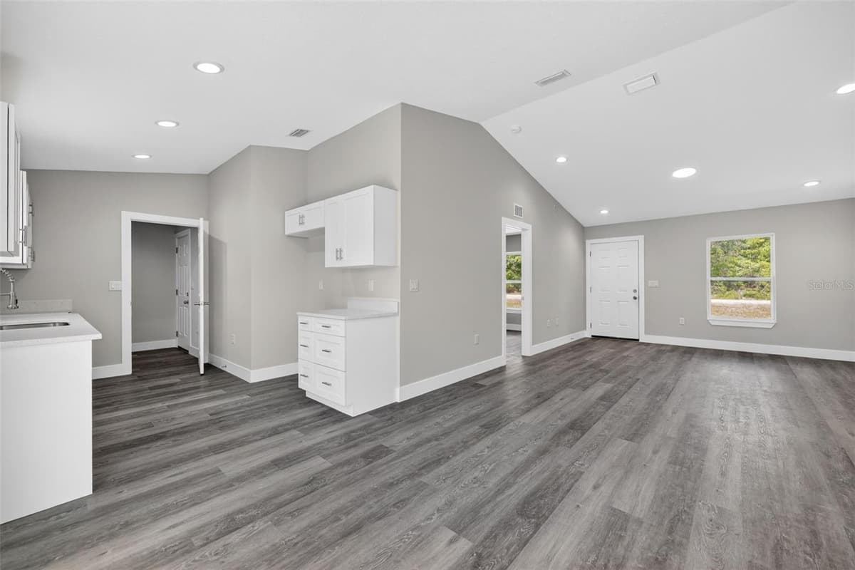 3344 151 COURT — photo 9 of 29