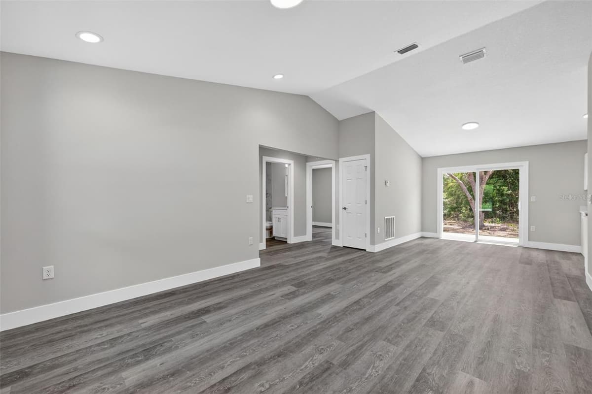 3344 151 COURT — photo 7 of 29