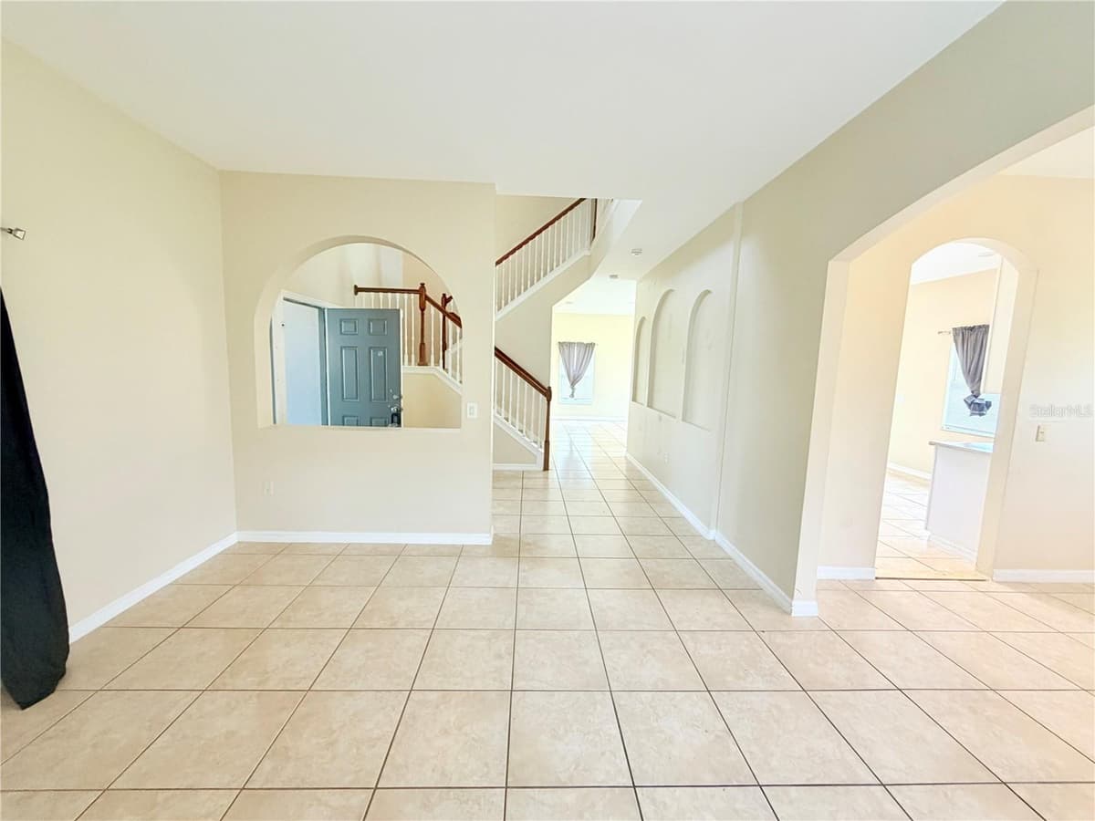 4208 LUGANO COURT — photo 18 of 34