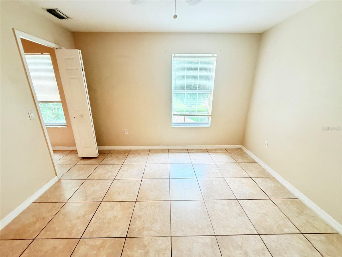 4208 LUGANO COURT — photo 21 of 34