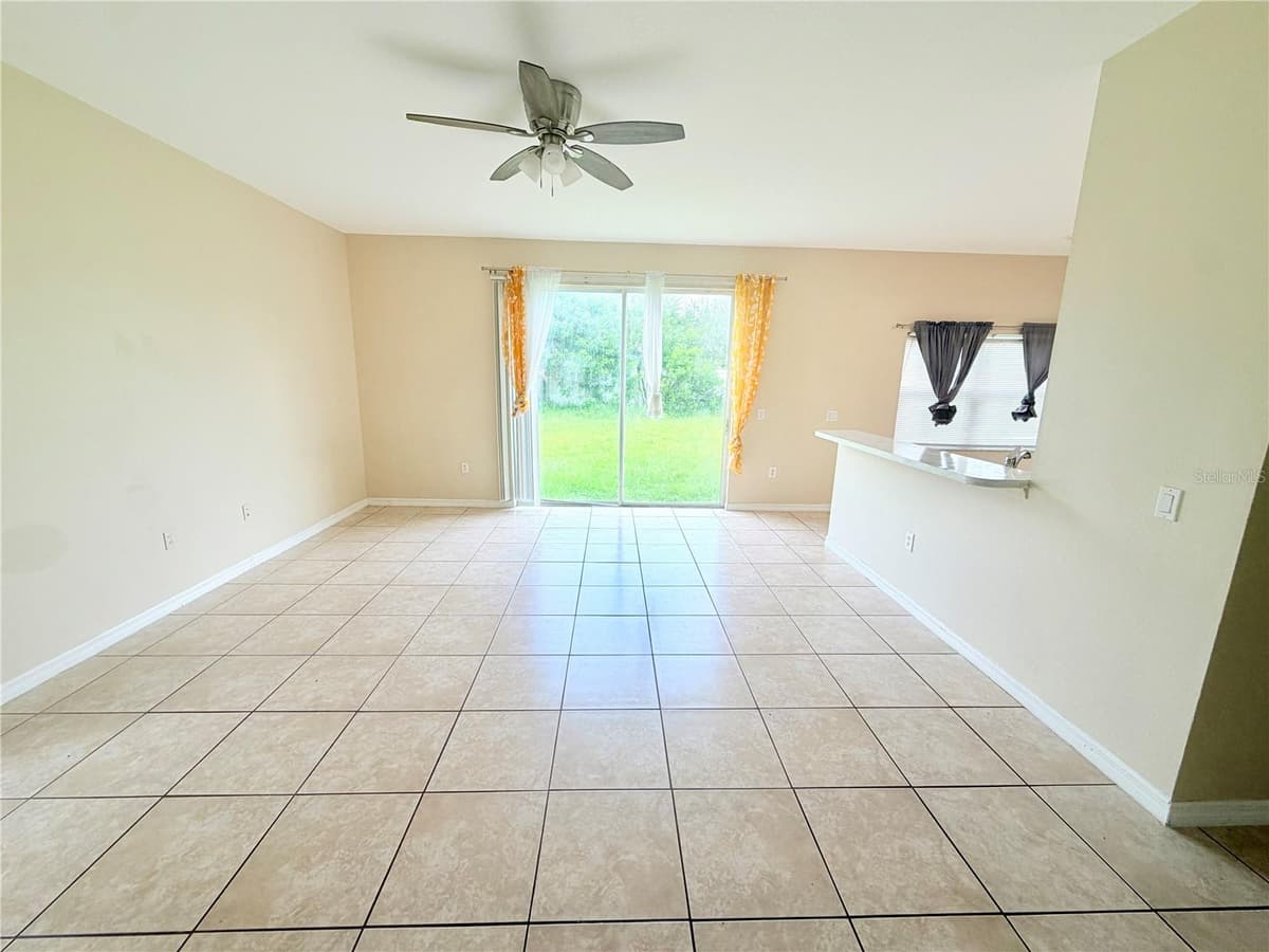 4208 LUGANO COURT — photo 15 of 34