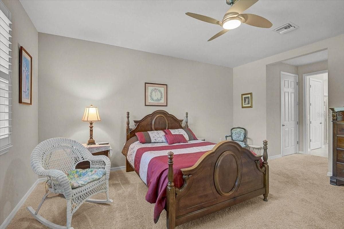 24200 RIVERFRONT DRIVE — photo 11 of 29