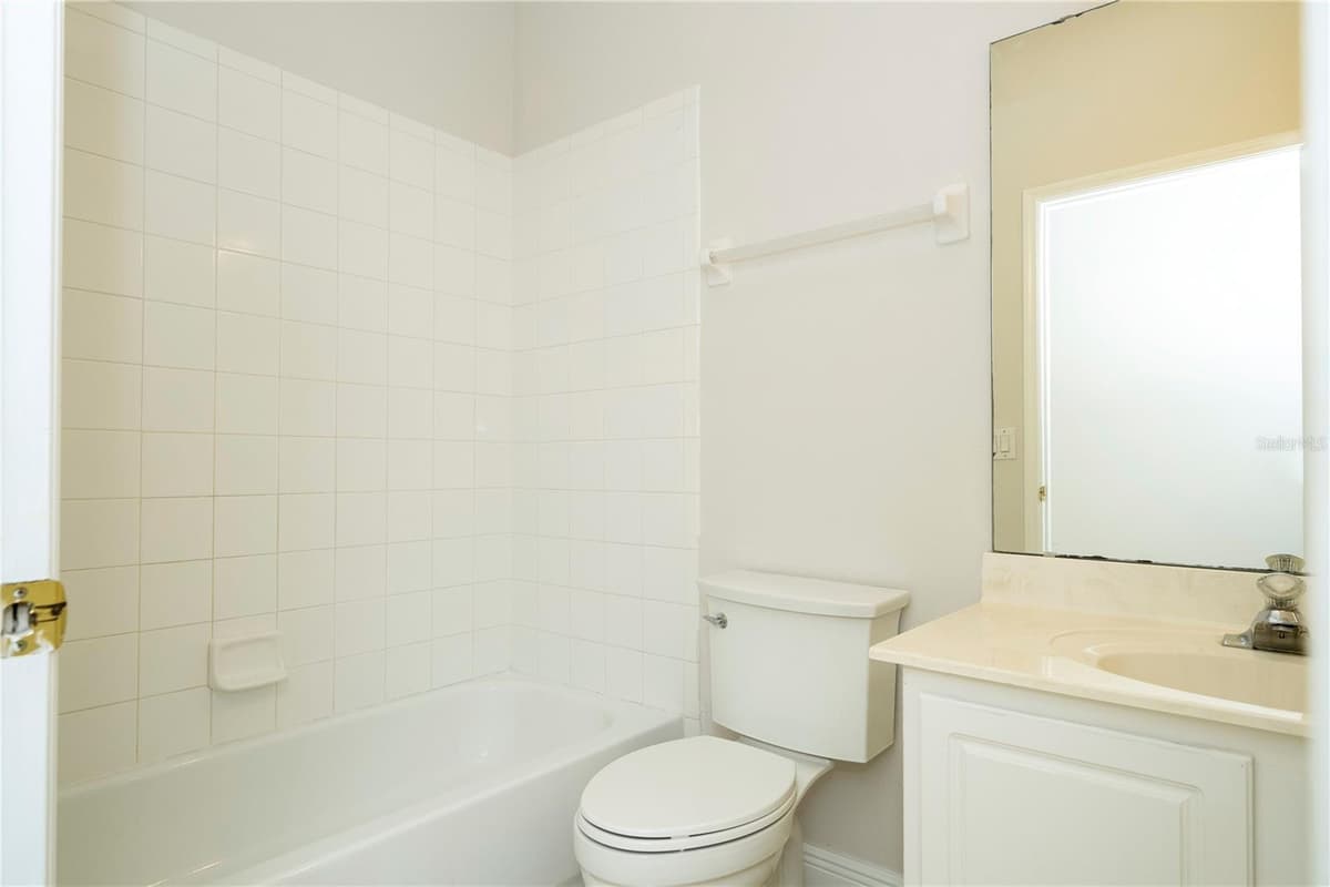 13827 HAWKEYE DRIVE — photo 35 of 64