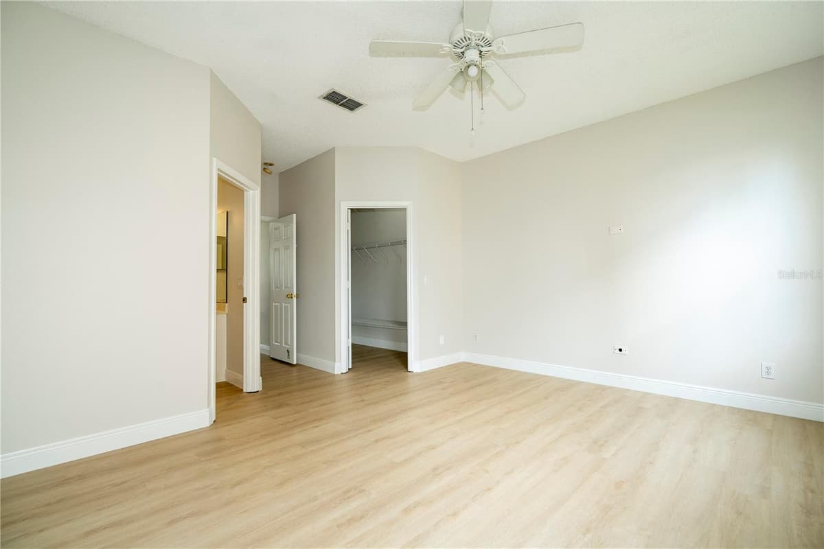 13827 HAWKEYE DRIVE — photo 46 of 64