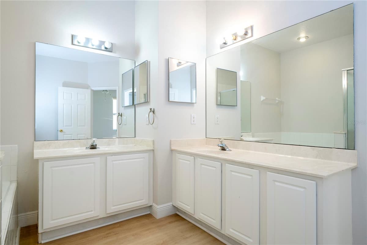 13827 HAWKEYE DRIVE — photo 53 of 64