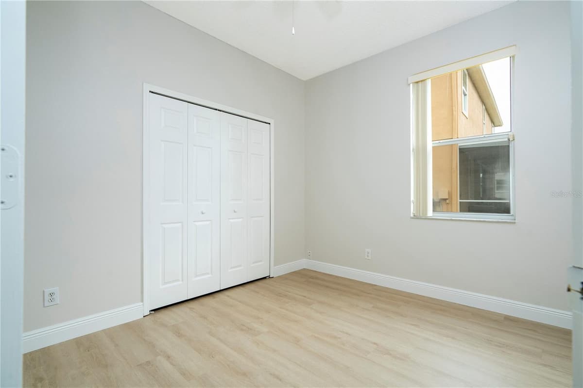 13827 HAWKEYE DRIVE — photo 43 of 64