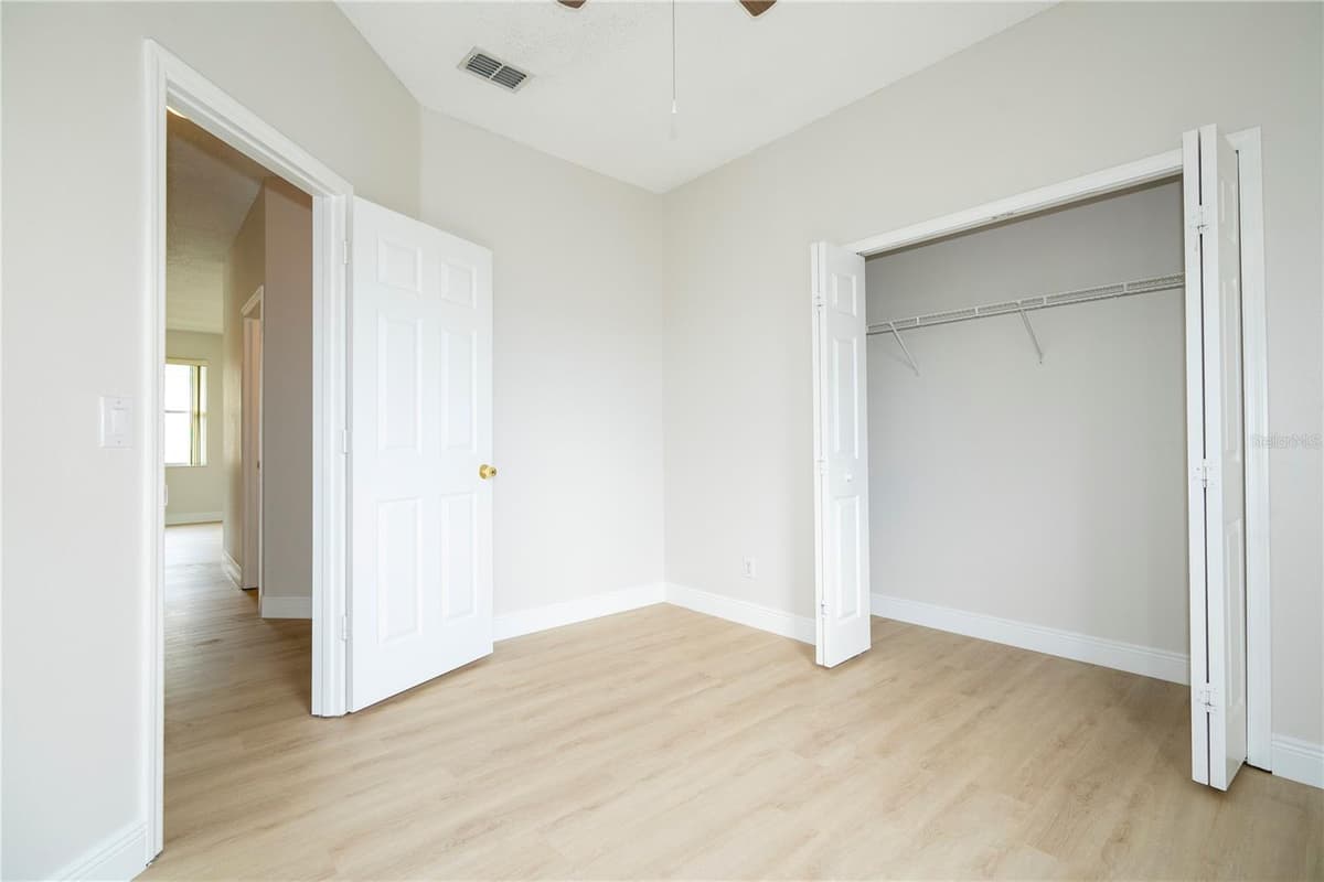 13827 HAWKEYE DRIVE — photo 44 of 64