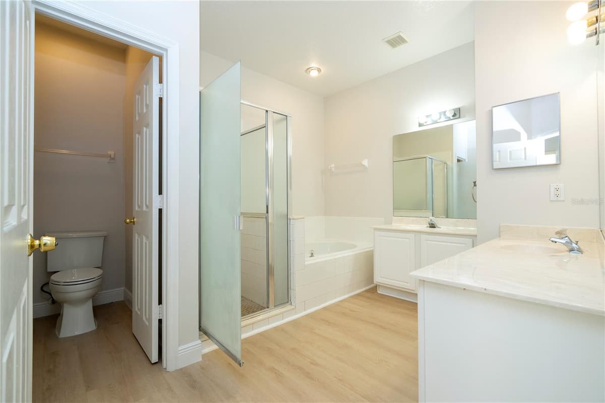 13827 HAWKEYE DRIVE — photo 51 of 64