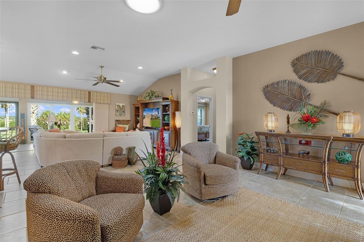 1654 MOUNT CROGHAN TRAIL — photo 12 of 59