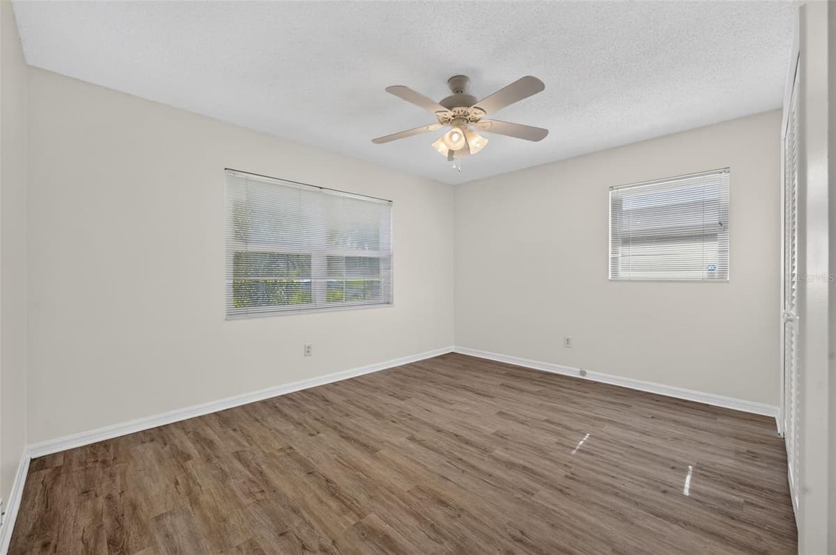 2051 DYAN WAY — photo 24 of 41