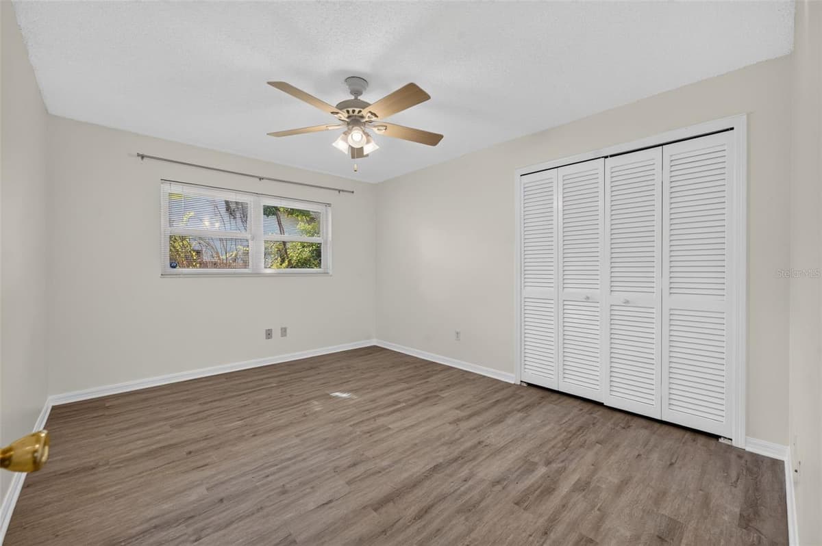 2051 DYAN WAY — photo 23 of 41