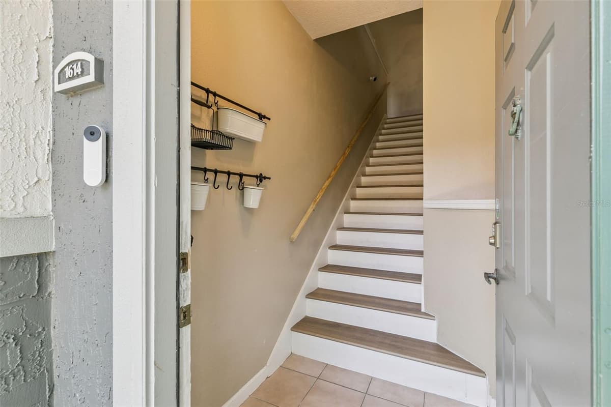 4316 KIRKMAN ROAD — photo 3 of 44