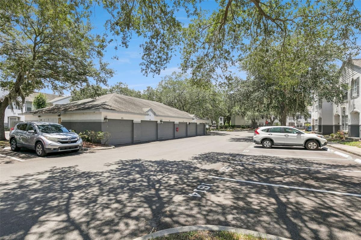 4316 KIRKMAN ROAD — photo 33 of 44