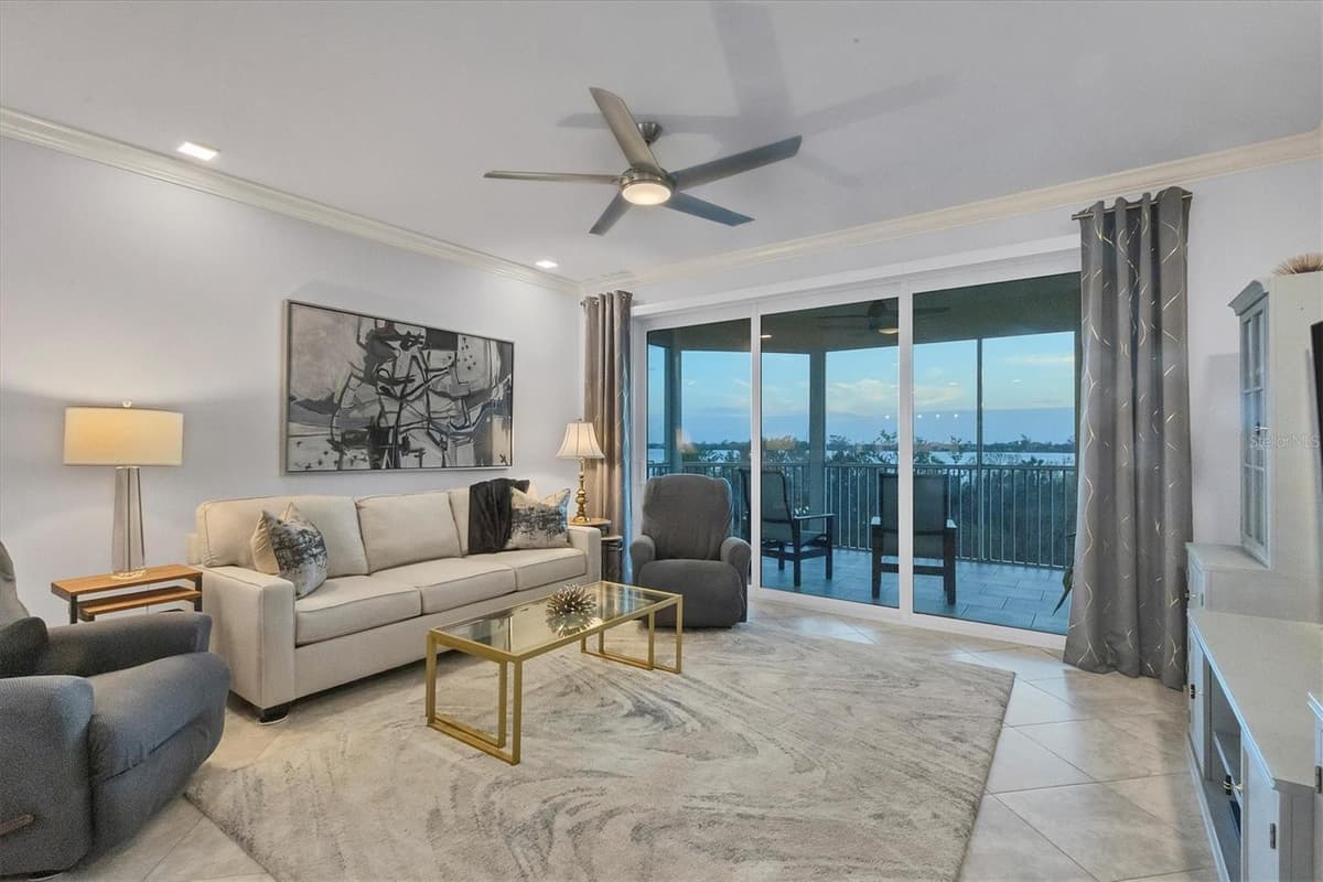 260 HIDDEN BAY DRIVE — photo 14 of 58