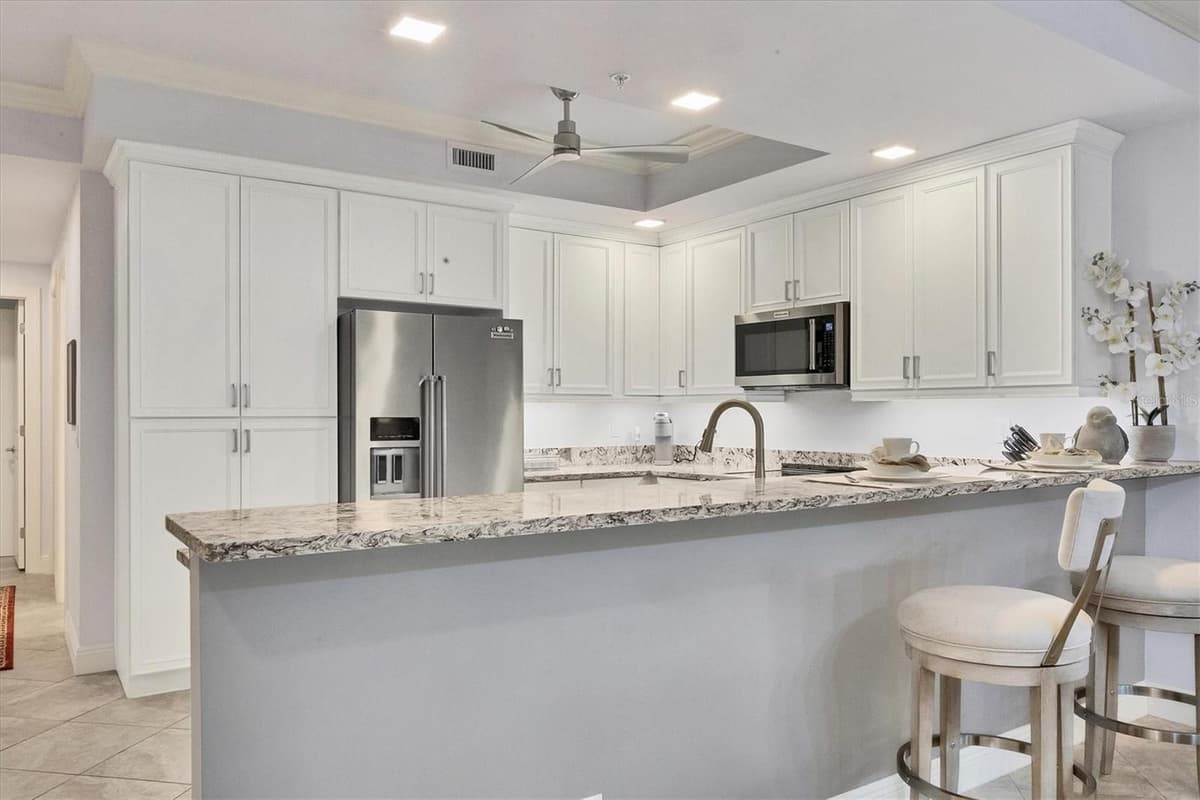 260 HIDDEN BAY DRIVE — photo 6 of 58