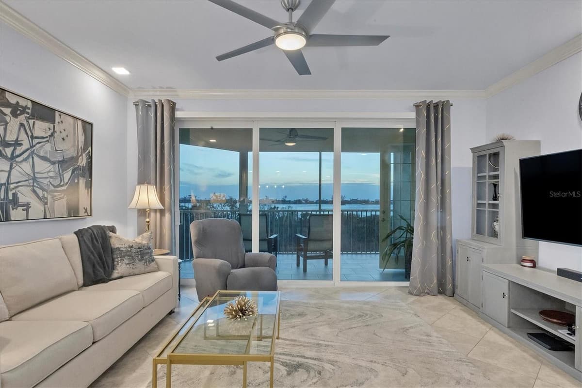 260 HIDDEN BAY DRIVE — photo 12 of 58