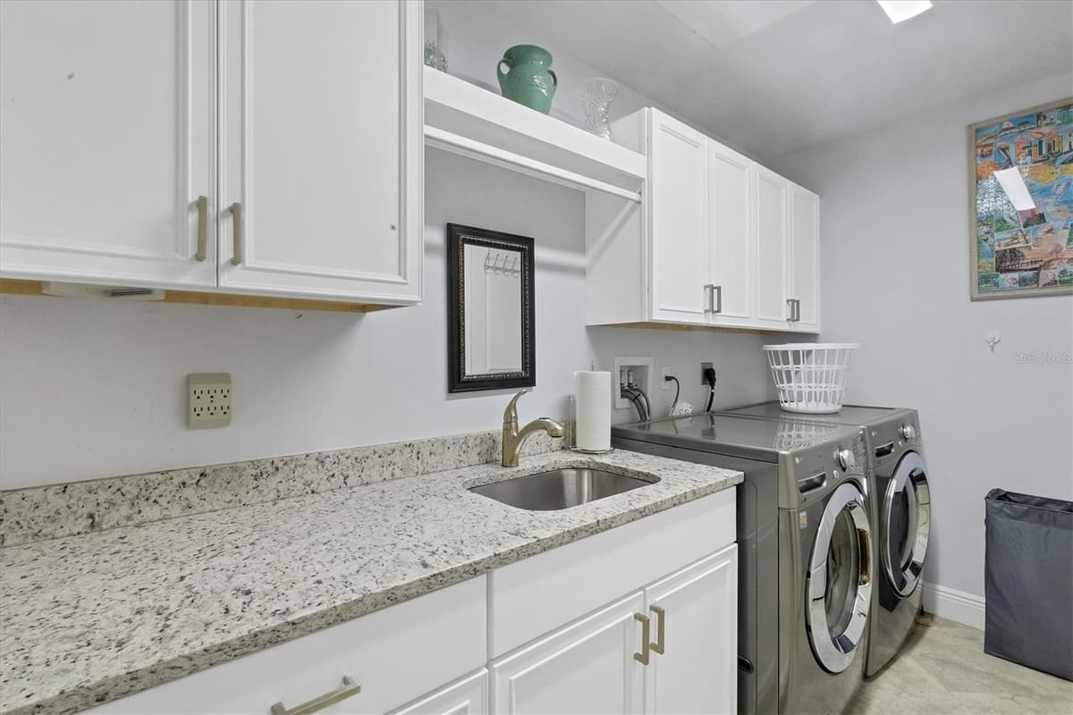 260 HIDDEN BAY DRIVE — photo 30 of 58