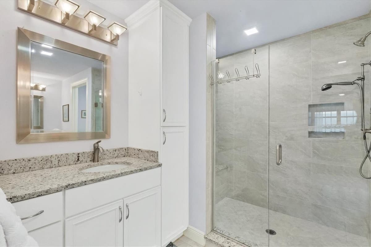 260 HIDDEN BAY DRIVE — photo 24 of 58