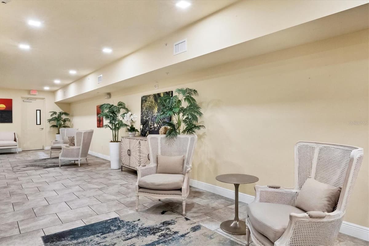 260 HIDDEN BAY DRIVE — photo 4 of 58