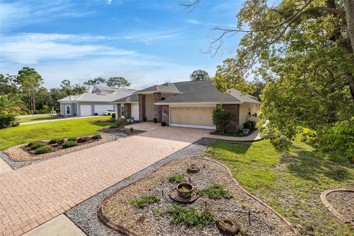 18822 MAJESTIC OAK COURT — photo 4 of 69