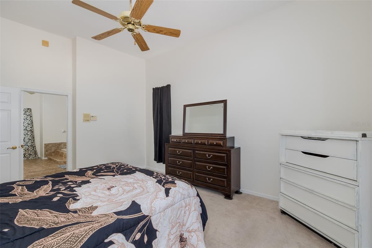 18822 MAJESTIC OAK COURT — photo 34 of 69