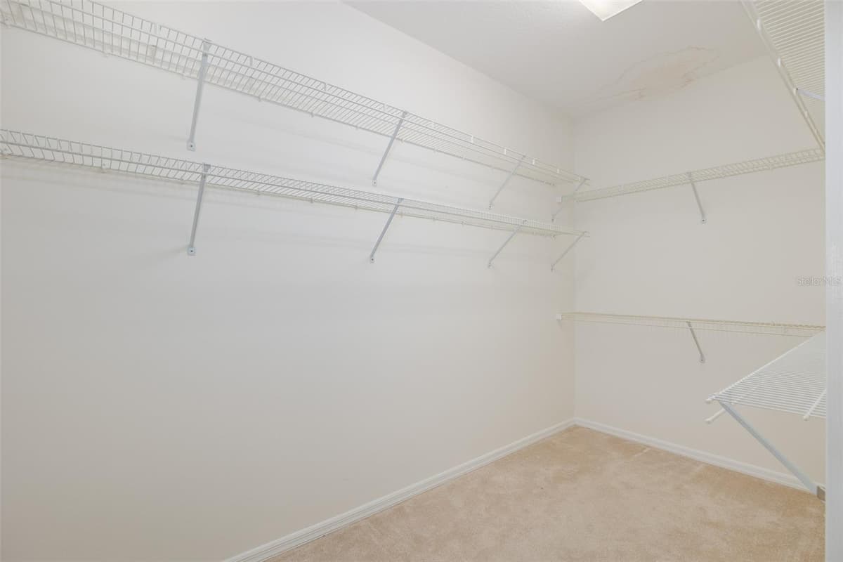 18822 MAJESTIC OAK COURT — photo 29 of 69
