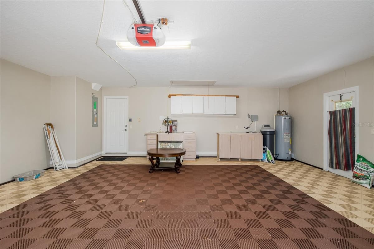 18822 MAJESTIC OAK COURT — photo 59 of 69